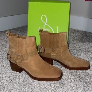 Sam Edelman Bellamie ankle boots. New in box